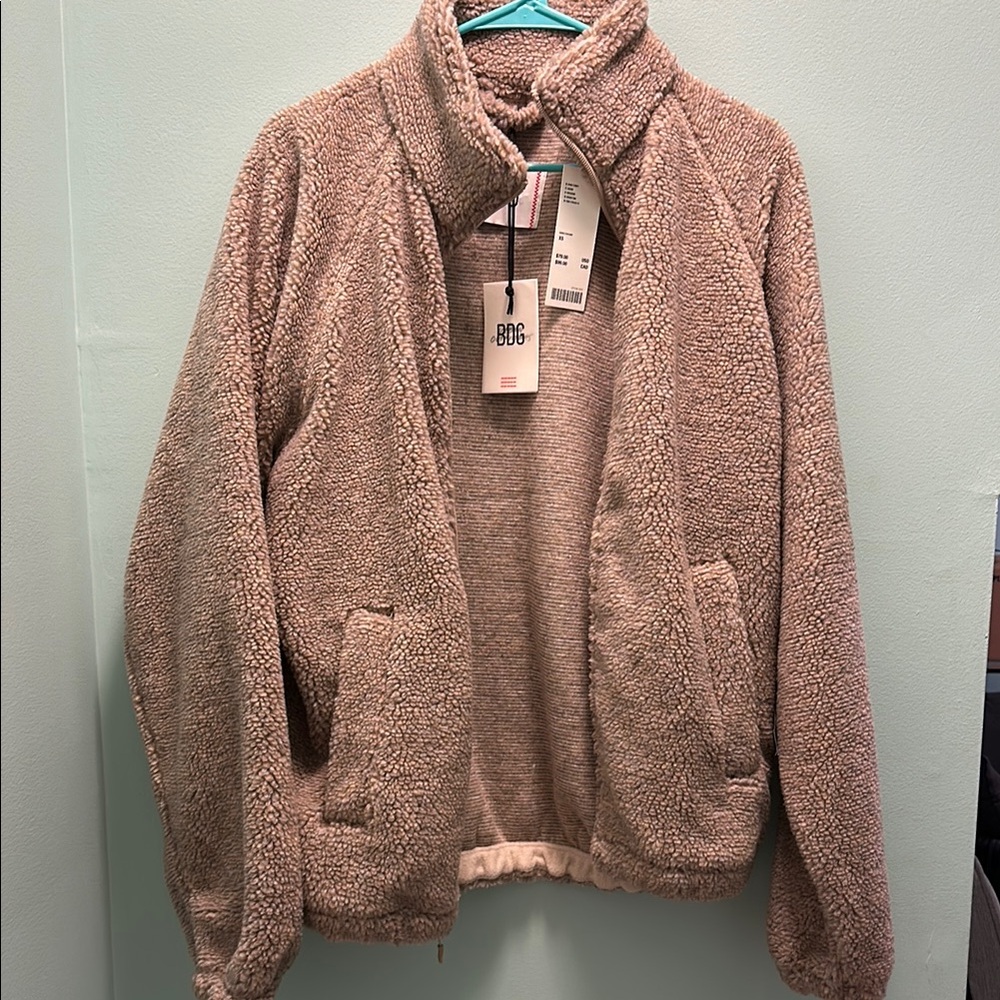 Urban Outfitters Men’s Grey Fleece Coat XS (NWT)